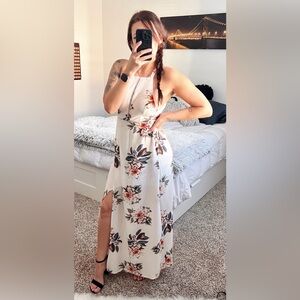 💥MOVING SALE | Amazon off-white floral halter maxi dress
